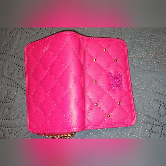 Juicy Couture Pink Wallet - Picture 8 of 9